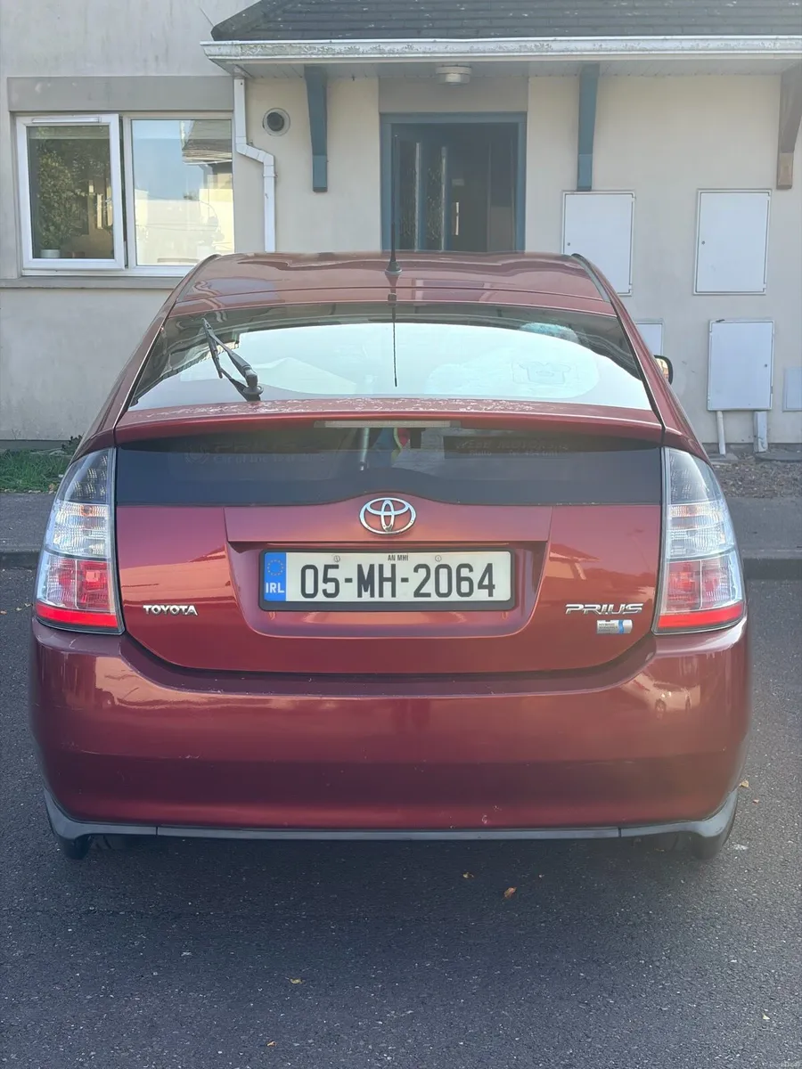 Toyota Prius - Image 1