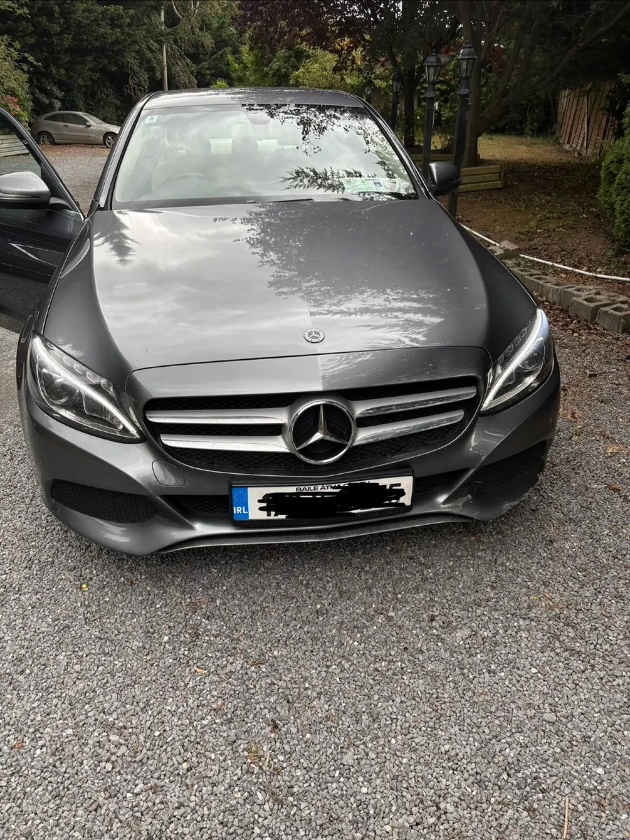 Mercedes-Benz C-Class 2017 - Image 2
