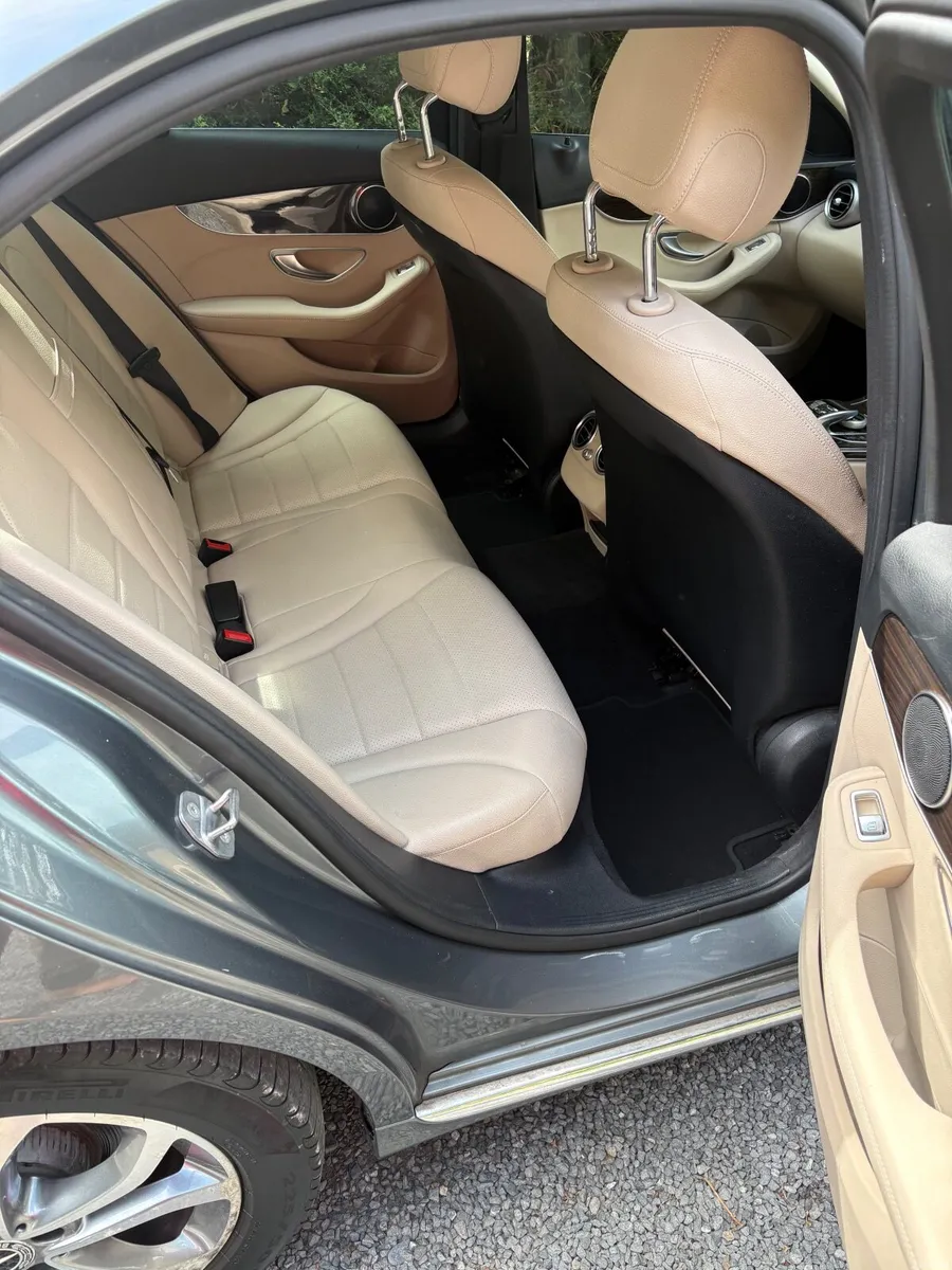 Mercedes-Benz C-Class 2017 - Image 3