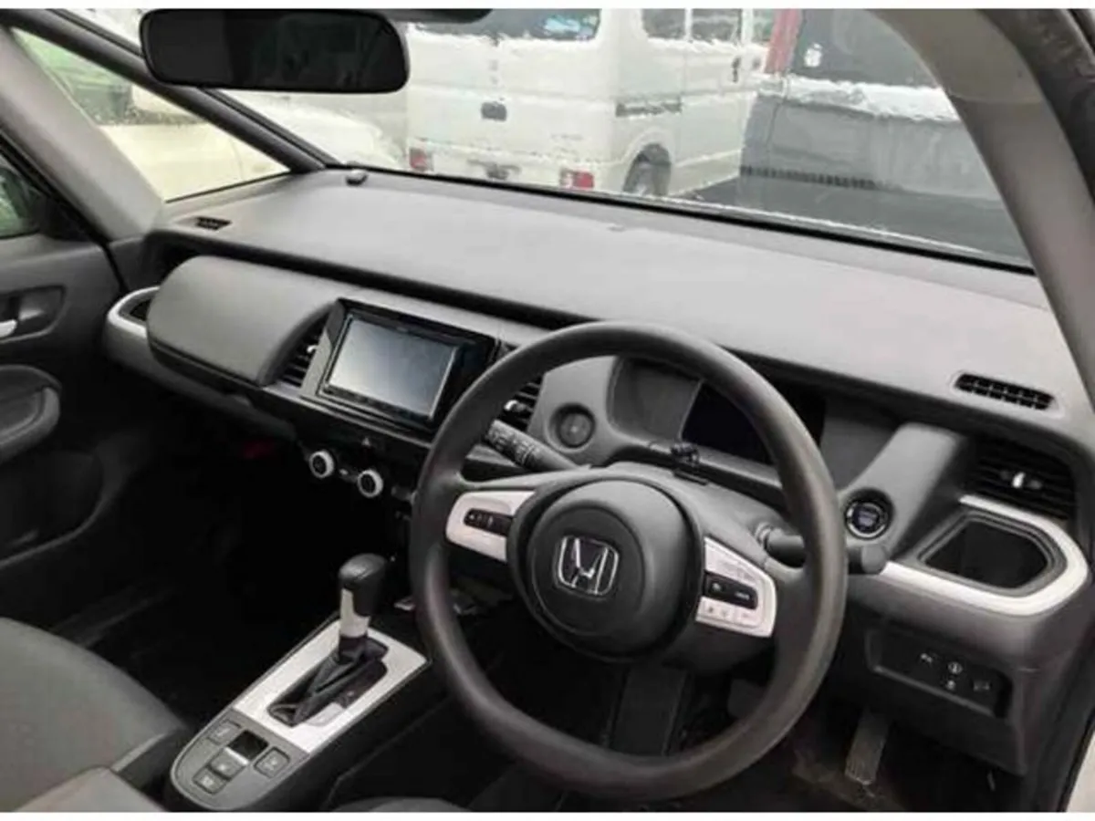 Honda Fit 1.3 Petrol Auto - Image 4