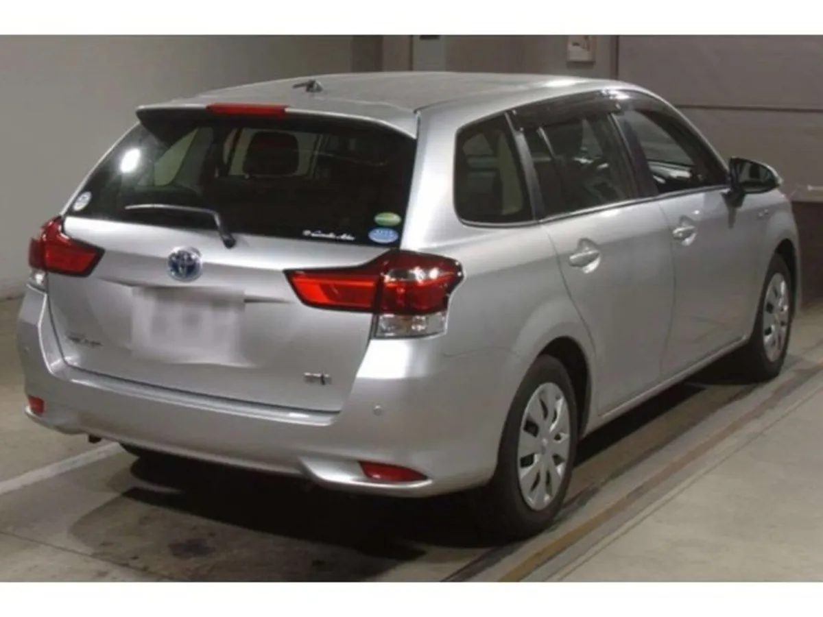 Toyota Corolla 1.5 Corolla Fielder Petrol Hybrid A - Image 2