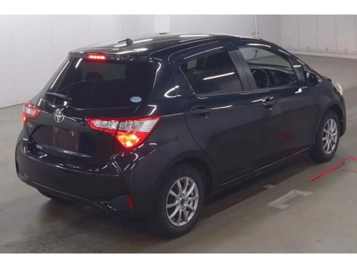 Toyota Vitz 1.0 Petrol Auto - Image 4
