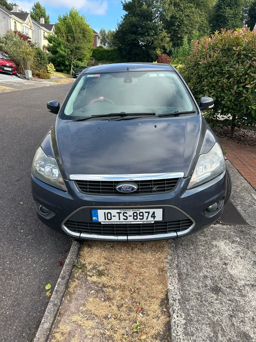 2010 Ford Focus - Image 1