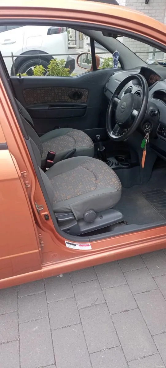 Car - Image 4
