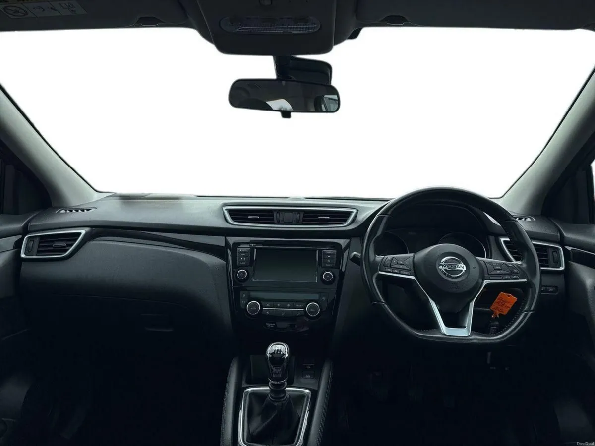 Nissan Qashqai 1.3 PET SV - Image 2