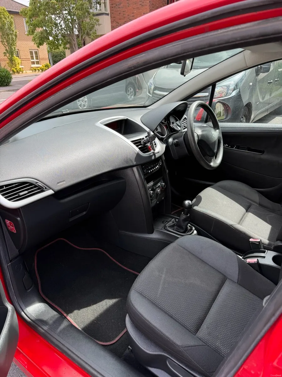 Peugeot 207 1.4 Diesel 2010 - Image 5