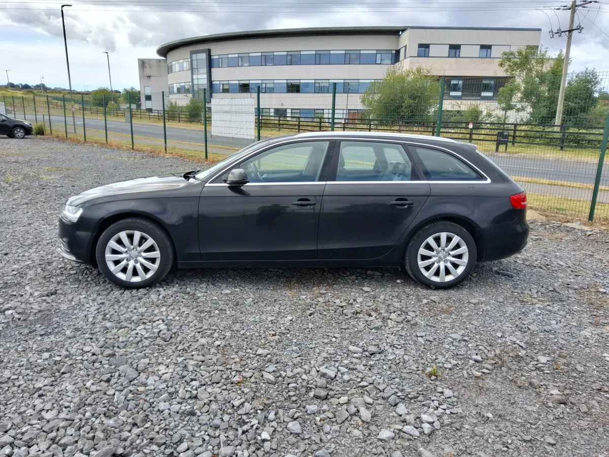 Audi A4 2015 - Image 6