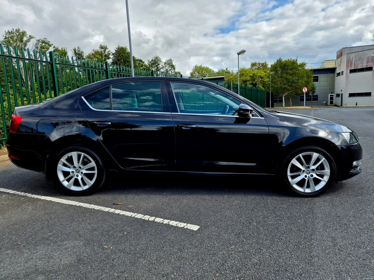 2018 SKODA OCTAVIA STYLE 2.0 TDI LOW TAX - Image 4