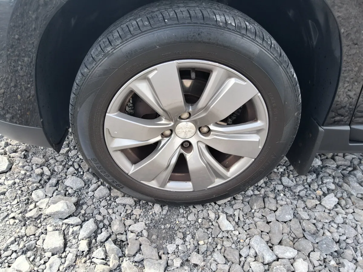 Peugeot 2008 2018 - Image 5