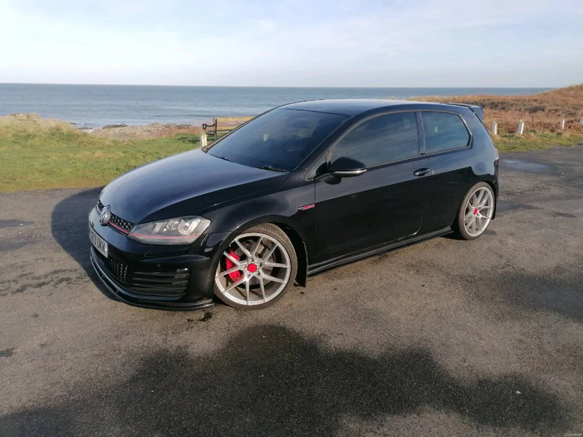 Volkswagen golf gti - Image 1