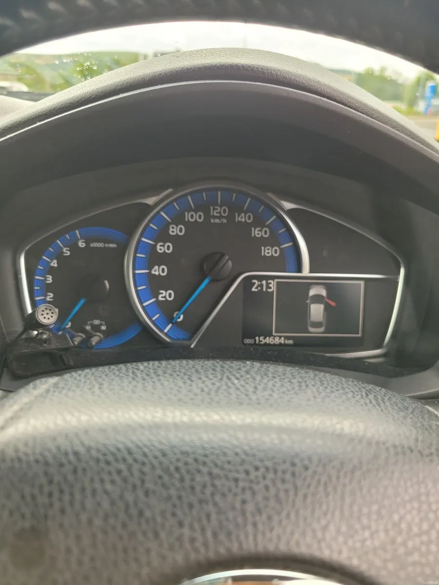 Toyota Corolla 2014 - Image 2