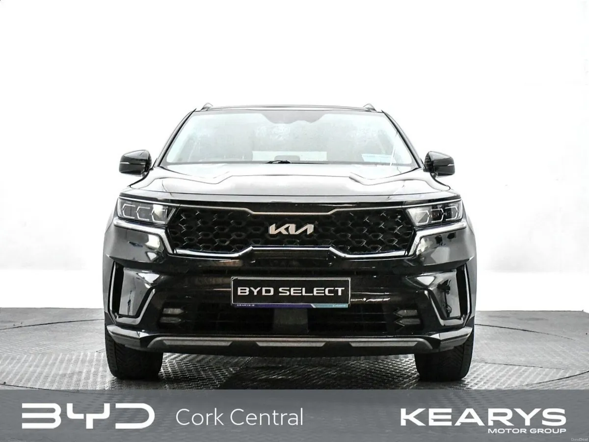 Kia Sorento K3 4X2 Diesel Auto 7 seats - Image 4