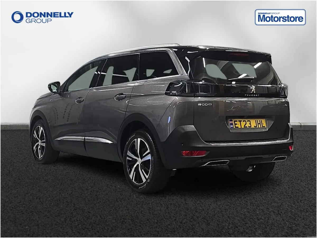 Peugeot 5008 Diesel Estate GT - Image 2