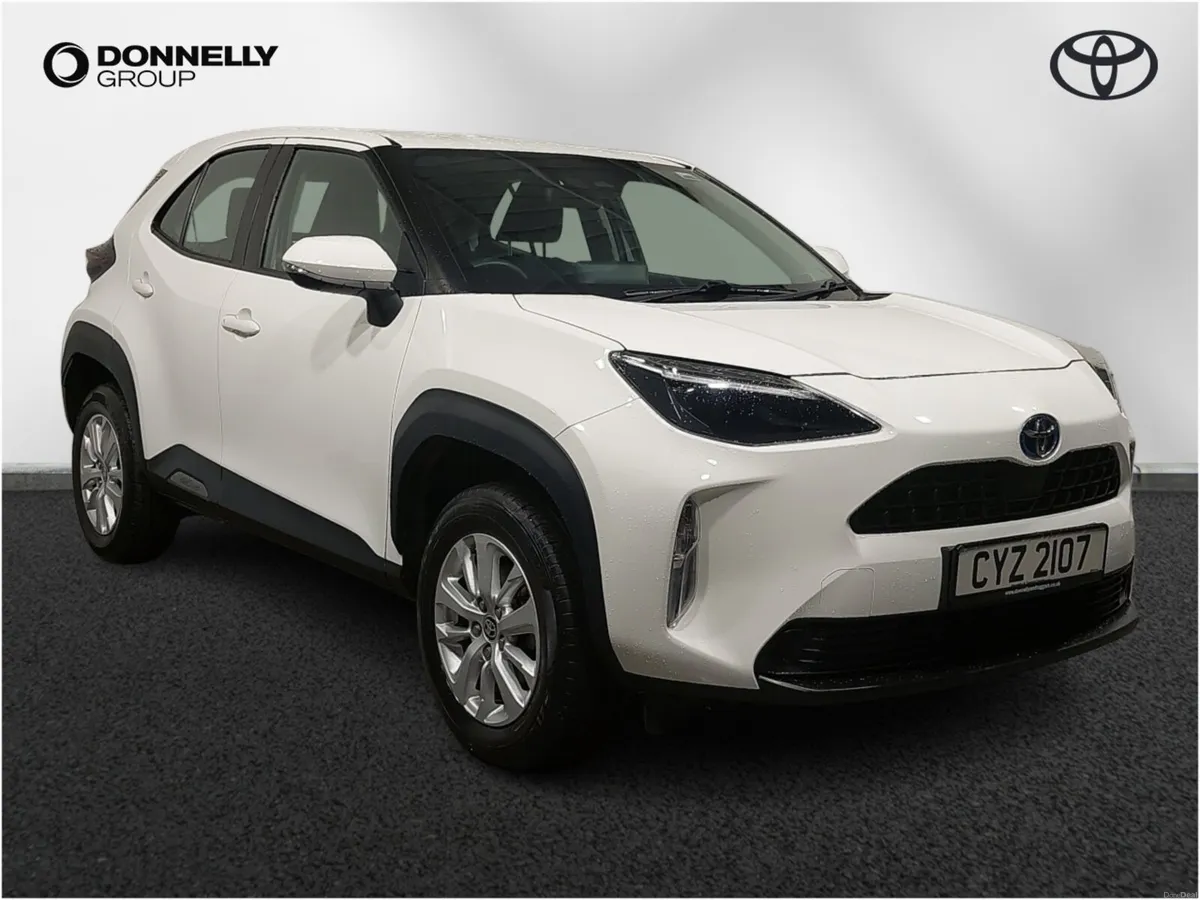 Toyota Yaris Cross Estate Icon - Image 1