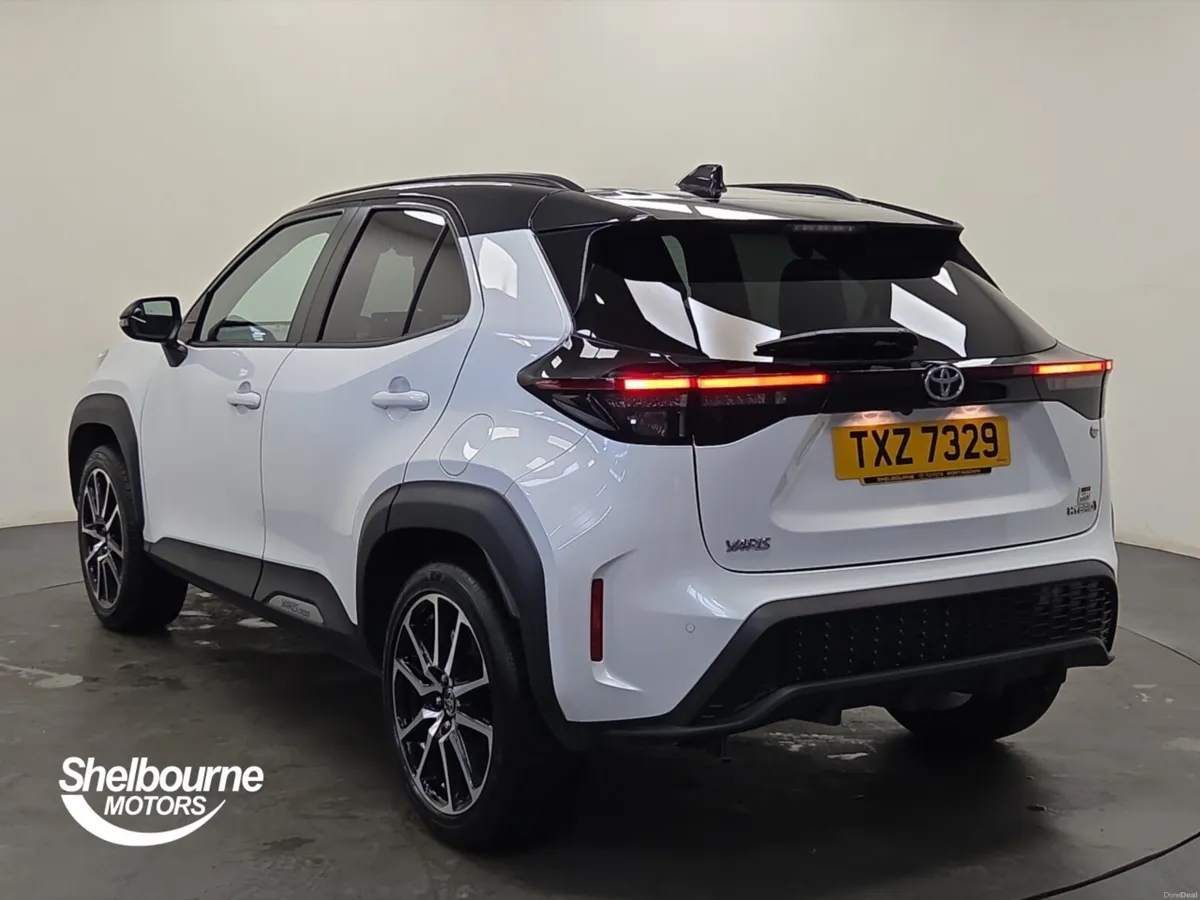 Toyota Yaris Cross Estate GR Sport - Image 2