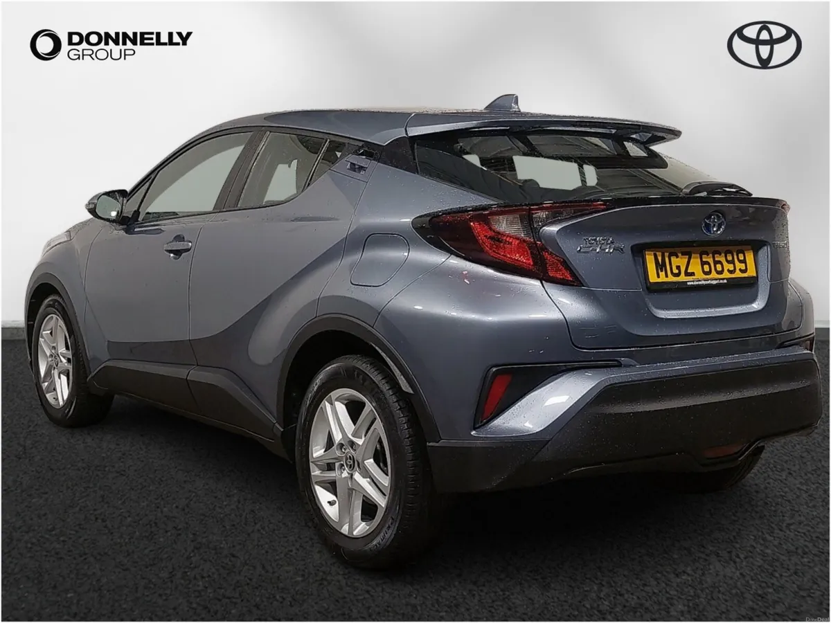 Toyota C-HR C-Hr Hatchback Icon - Image 2