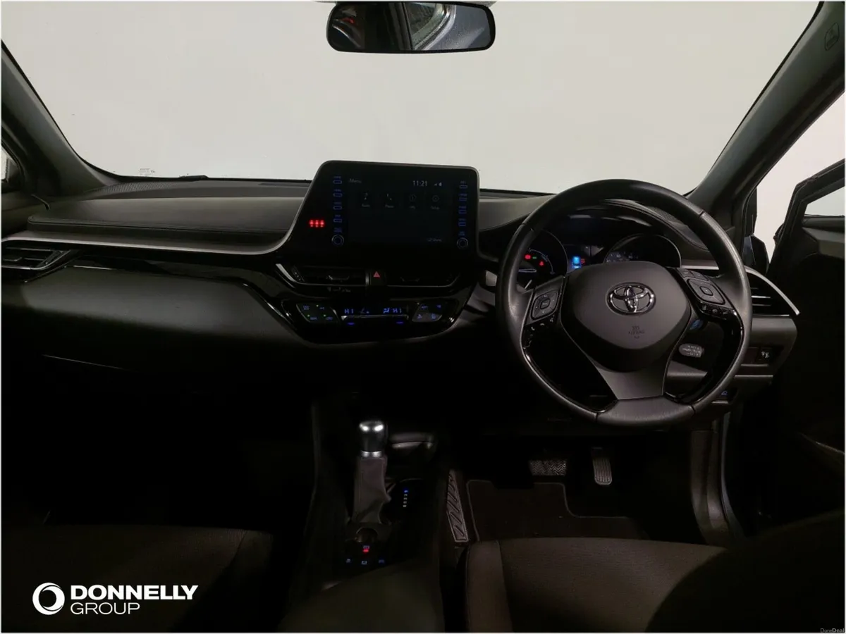 Toyota C-HR C-Hr Hatchback Icon - Image 5