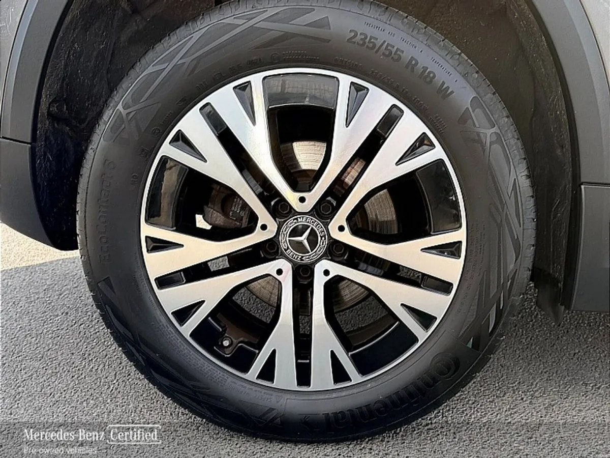 Mercedes-Benz GLA GLA 200 d A/T Progressive **Pano - Image 5