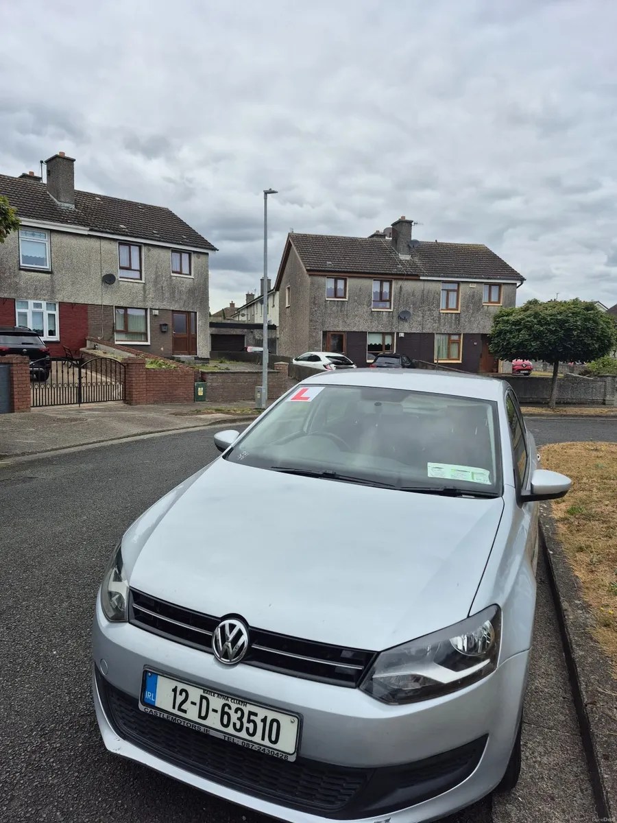 Volkswagen Polo 2012 - Image 2