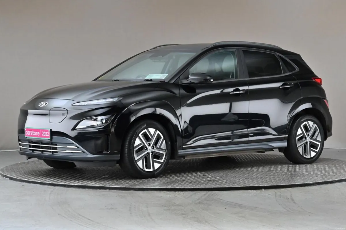 Hyundai KONA Kona EV Premium 64 kWh - Image 4