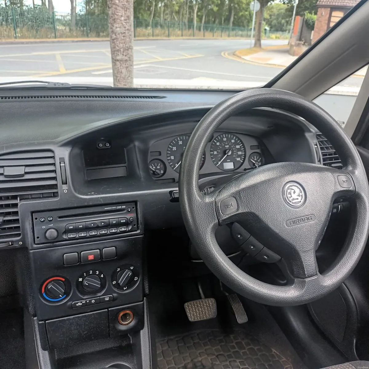 Vauxhall Zafira 2005 - Image 1
