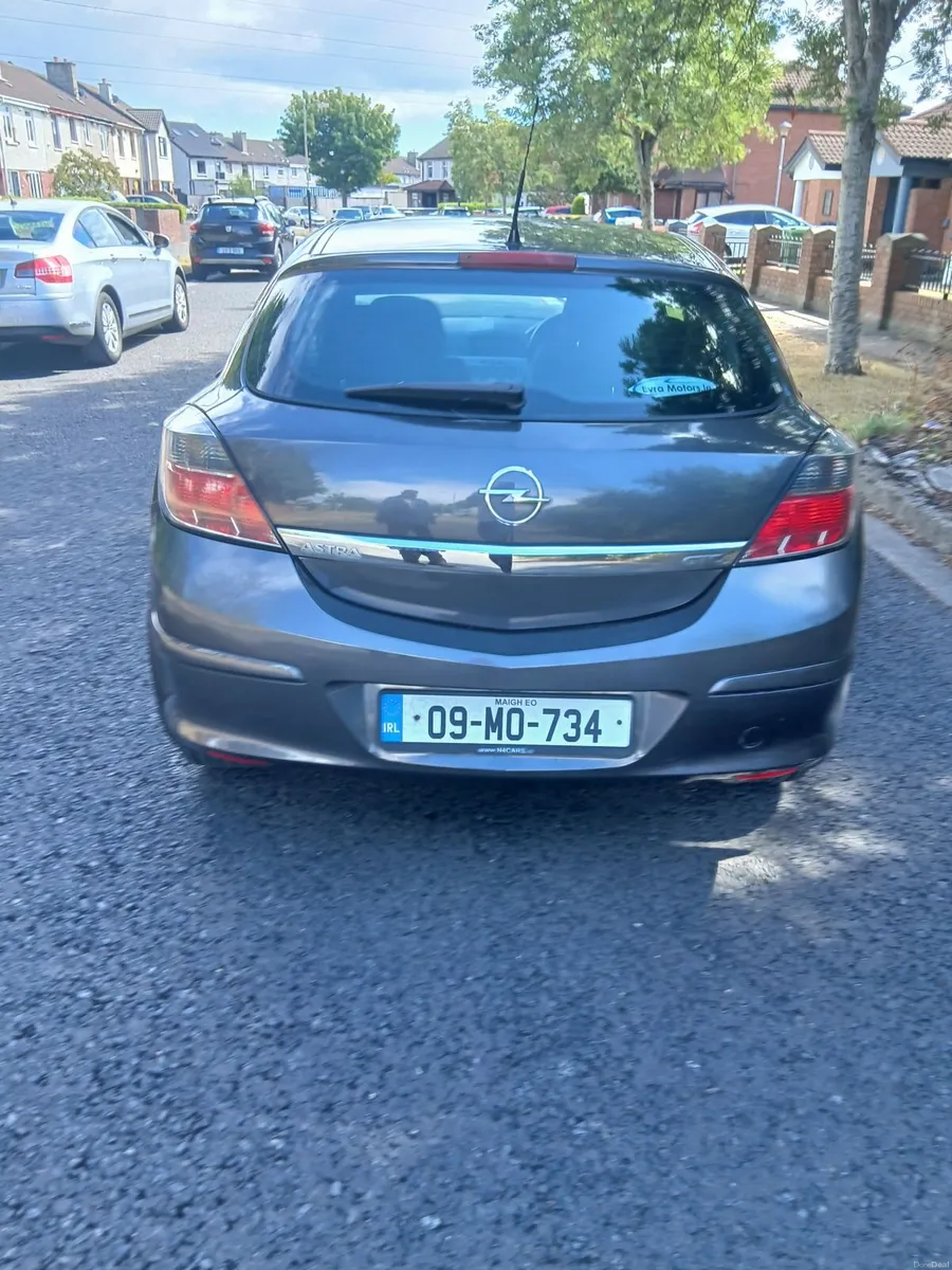 Opel Astra 2009 - Image 6