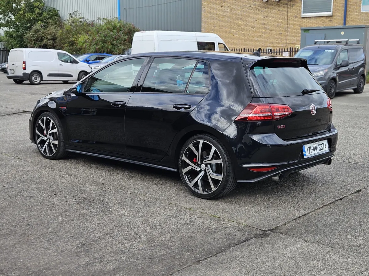 Volkswagen Golf 2.0 GTI - Image 5