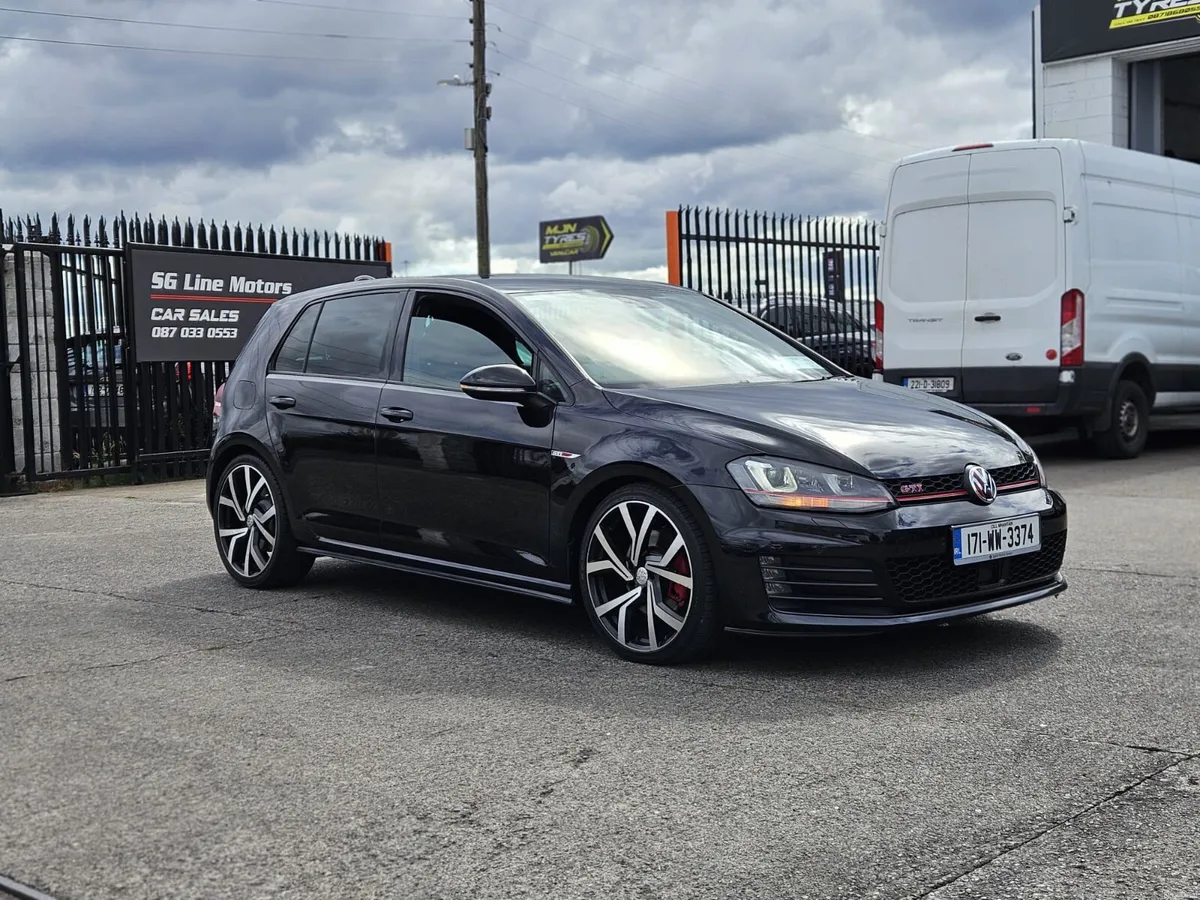 Volkswagen Golf 2.0 GTI - Image 1