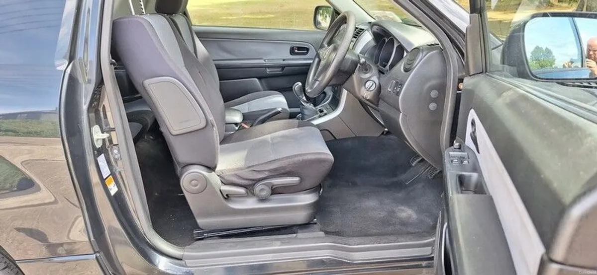 2007 Suzuki Grand Vitara - Image 6