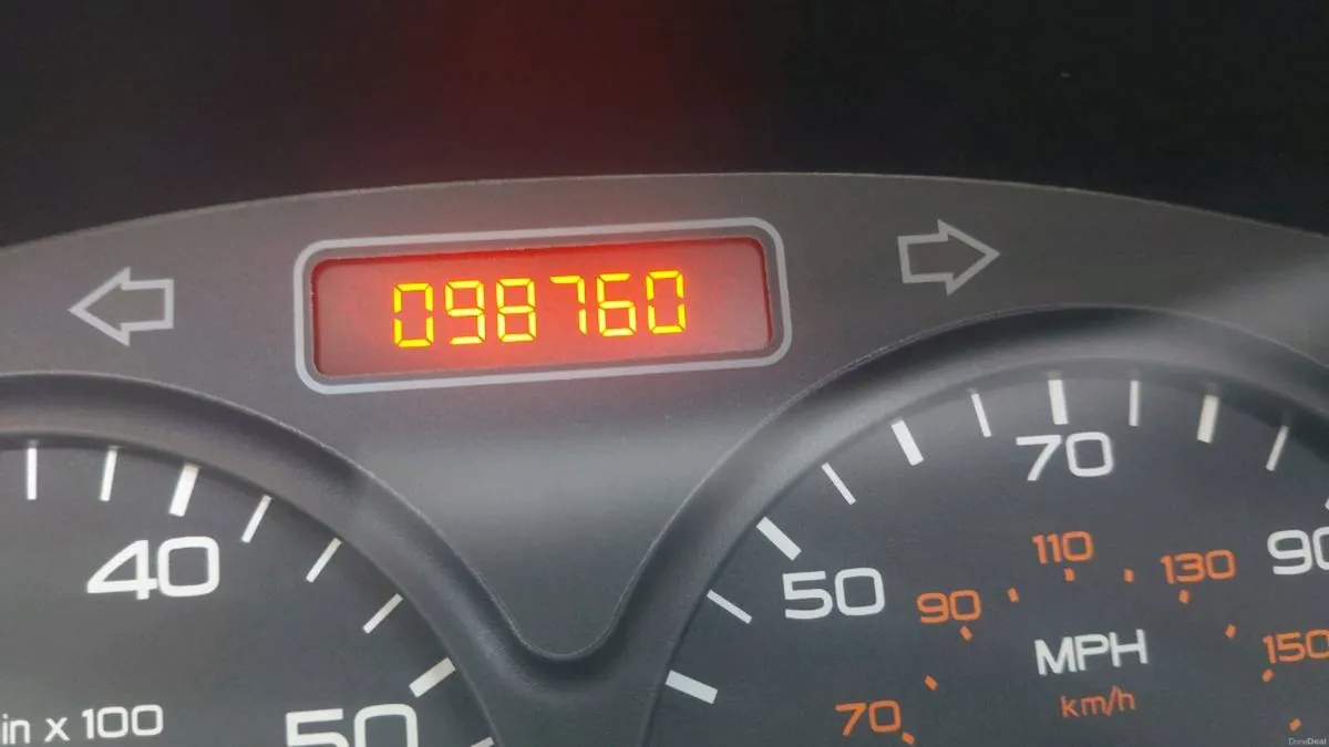 Peugeot 206 1.1 popart new nct tax - Image 5