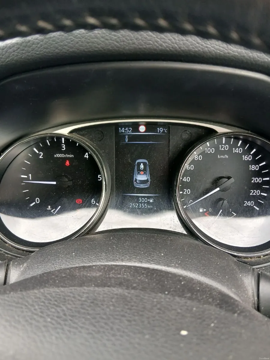 Nissan X-Trail 2016 - Image 4