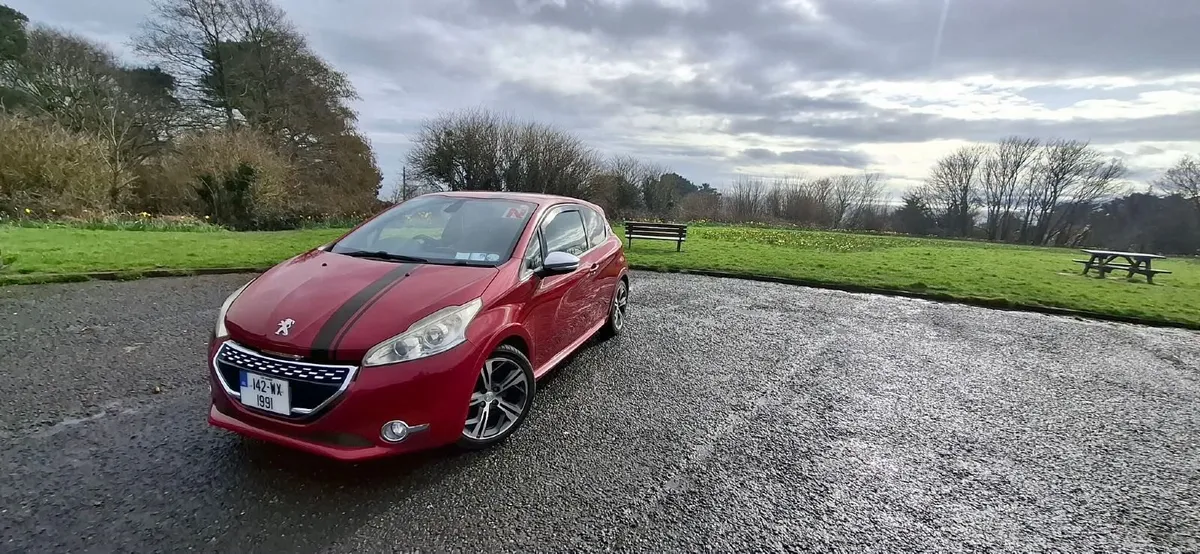 Peugeot 208 GTI - Image 1
