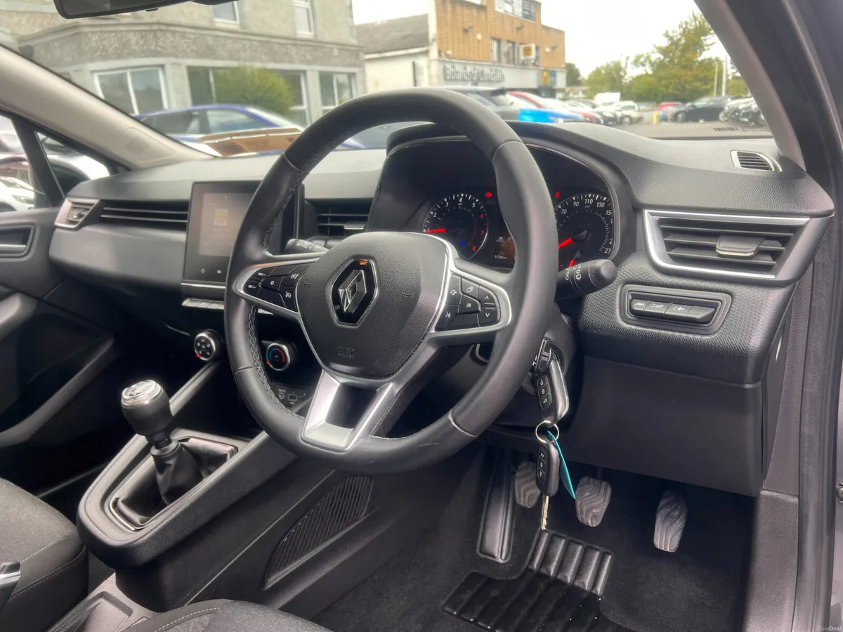Only 31,000 Kms EQUILIBRE TCE 90 **Finance Arrange - Image 4