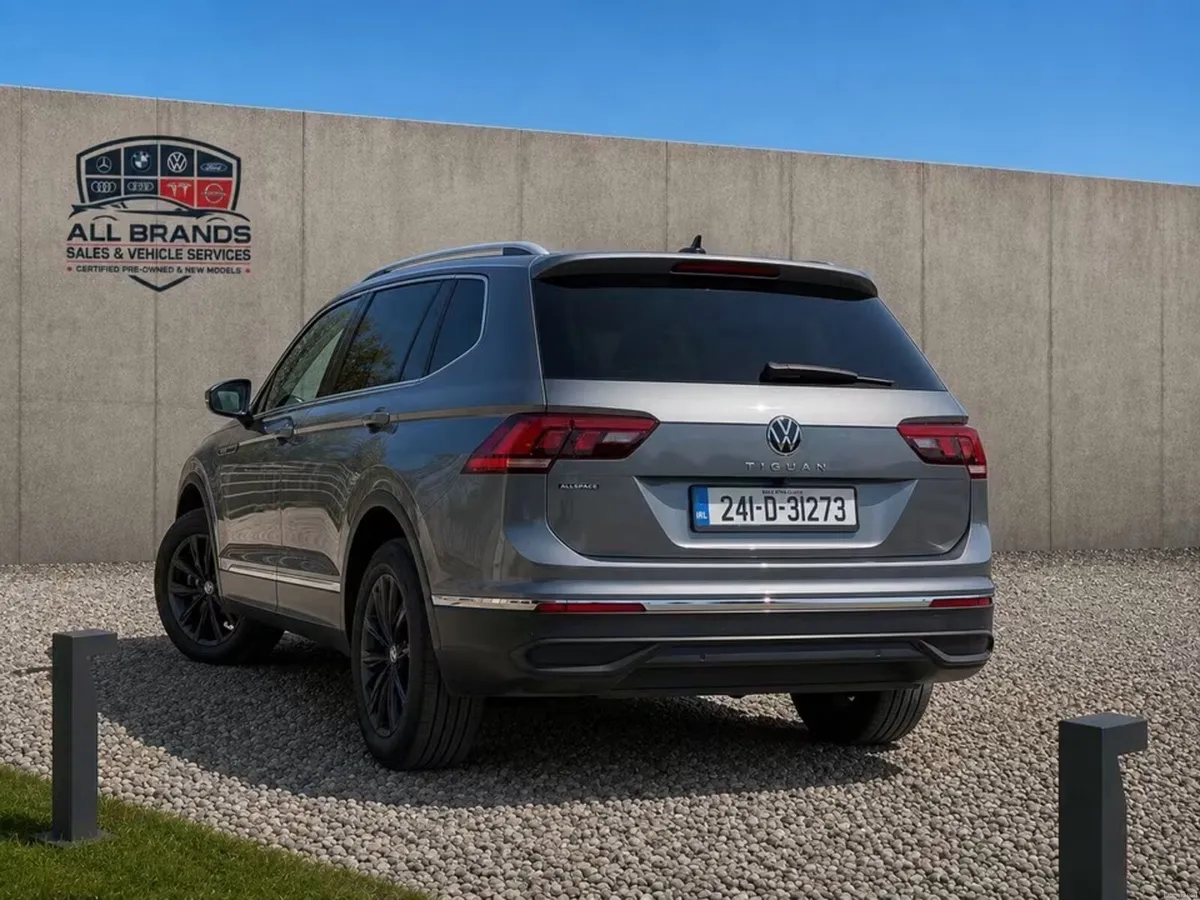 Volkswagen Tiguan 2024 - Image 2