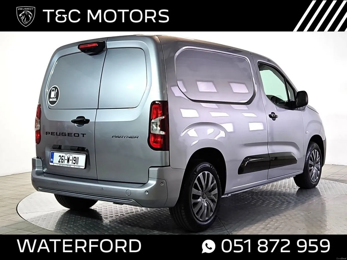Peugeot Partner Professional Premium Model - Rever - Image 2