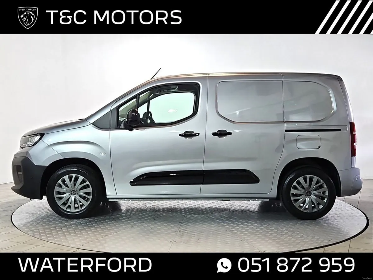 Peugeot Partner Professional Premium Model - Rever - Image 4