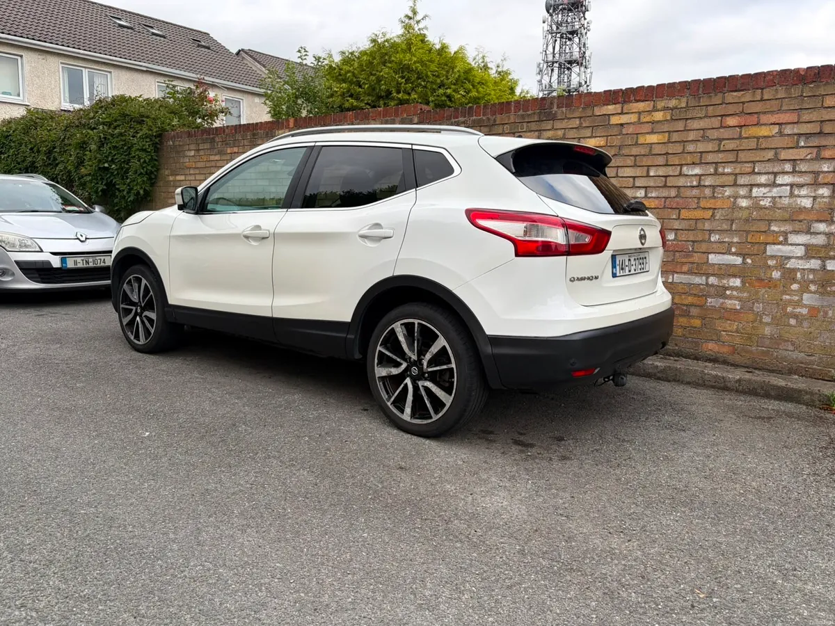 Nissan Qashqai 1.2 Dig-t Tekna 115PS - Image 4