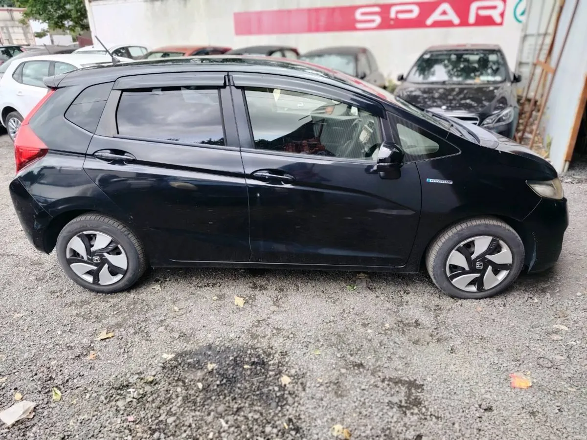 Honda fit hybird low mileage 47k - Image 3