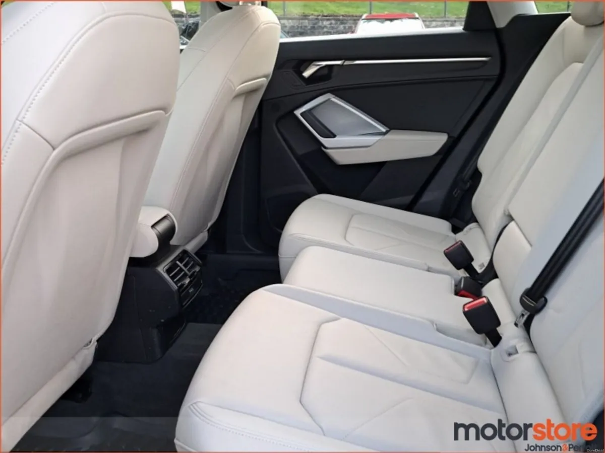 Audi Q3 35 TDI 150HP S Tronic SE with Comfort Pack - Image 5