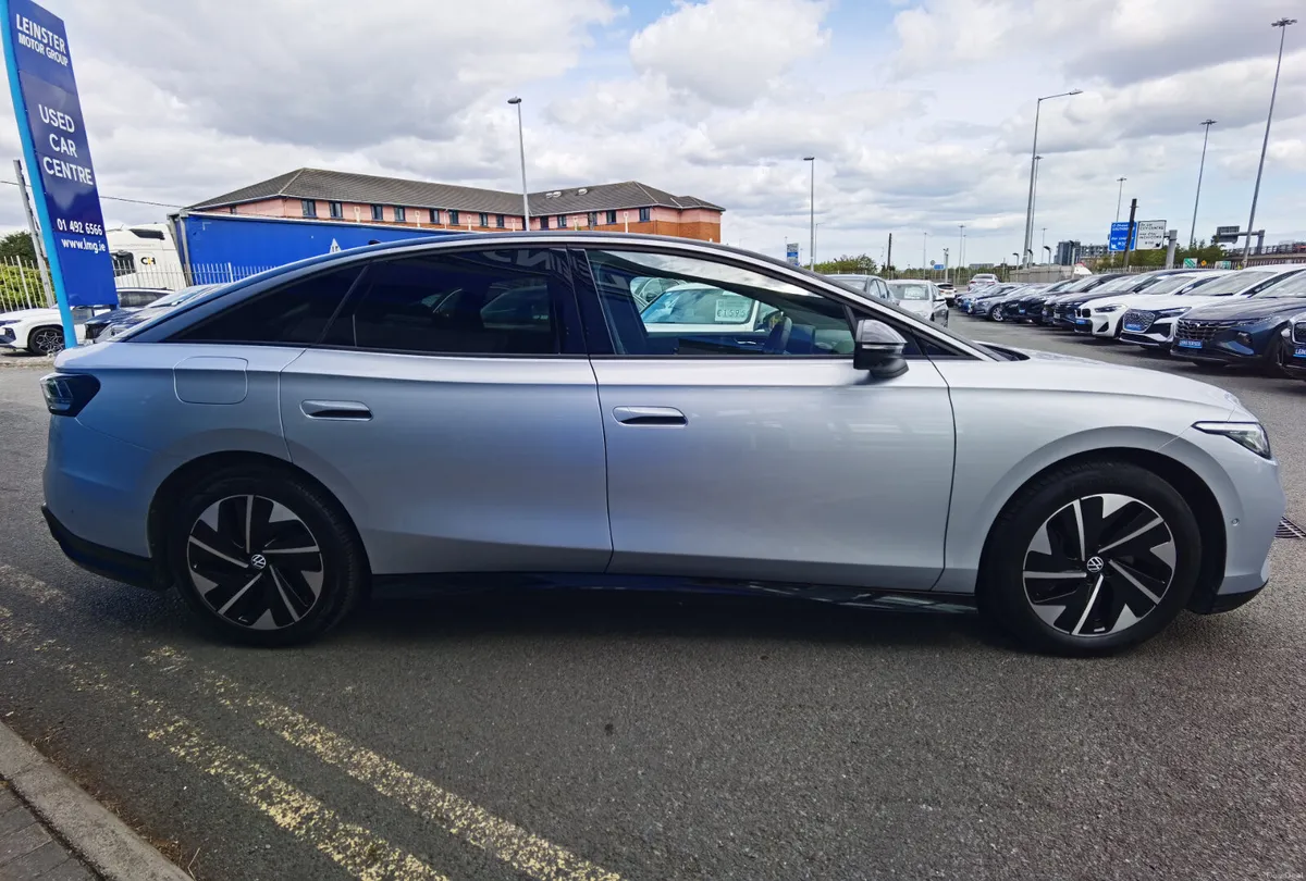 VOLKSWAGEN ID.7 77KWH PRO PLUS **HUGE SPEC** - Image 4