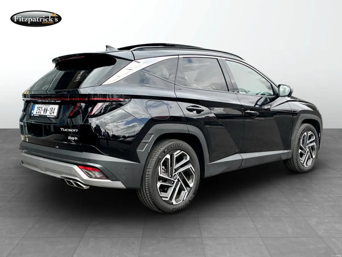Hyundai Tucson Platinum 1.6 Plug-In Hybrid - Image 3