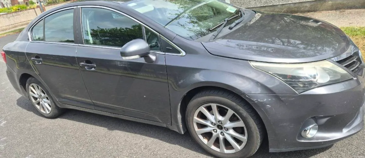 Toyota avensis - Image 5