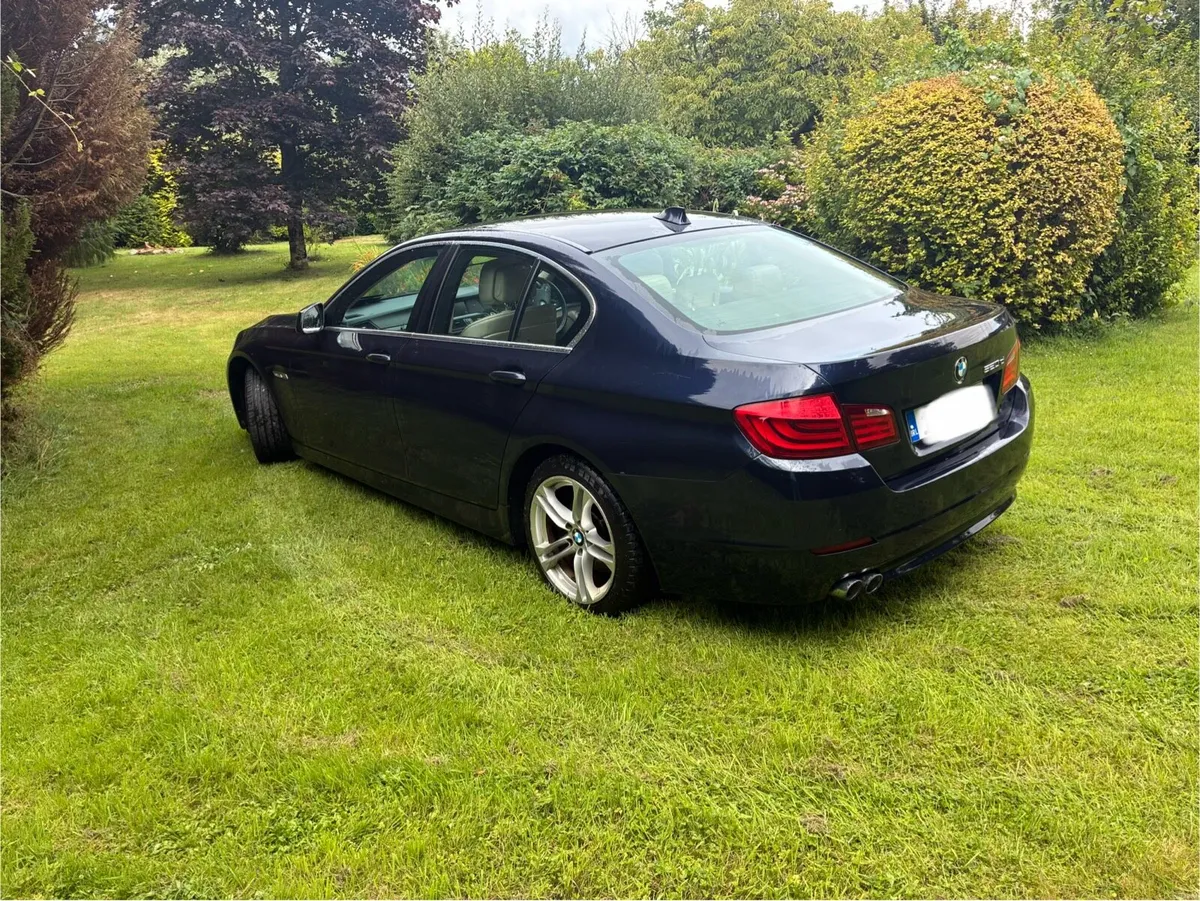 BMW 5 Series - Image 3