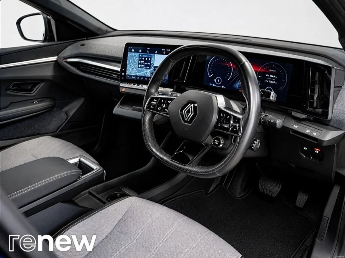Renault Megane E-Tech Techno EV60 220hp - Image 6