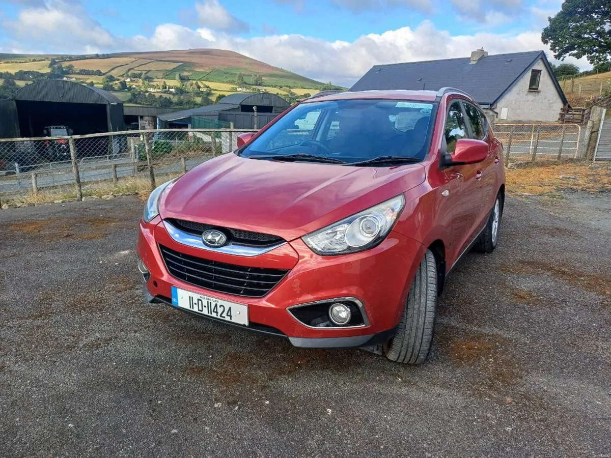 Hyundai ix35 CRDi 4 wheel drive - Image 2