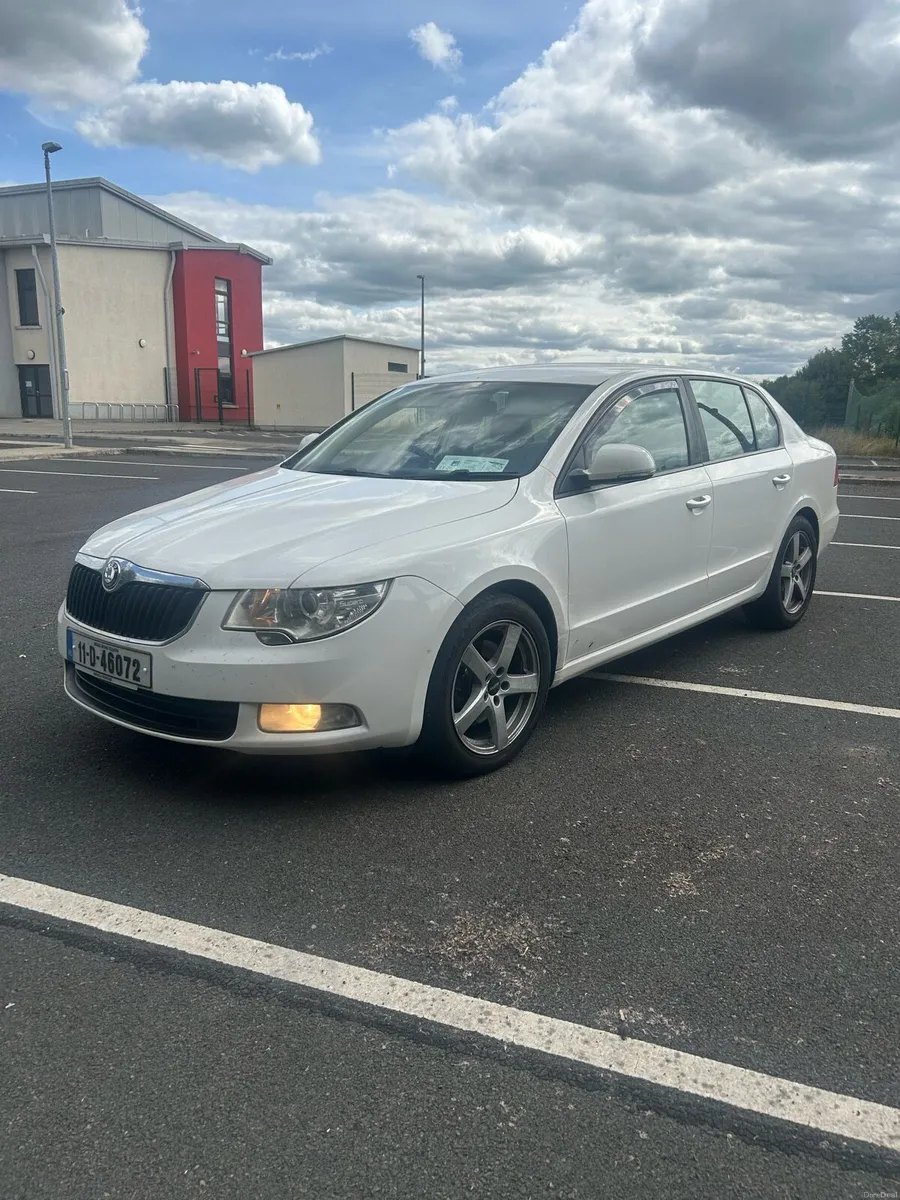 Skoda Superb 2.0TDI - Image 1