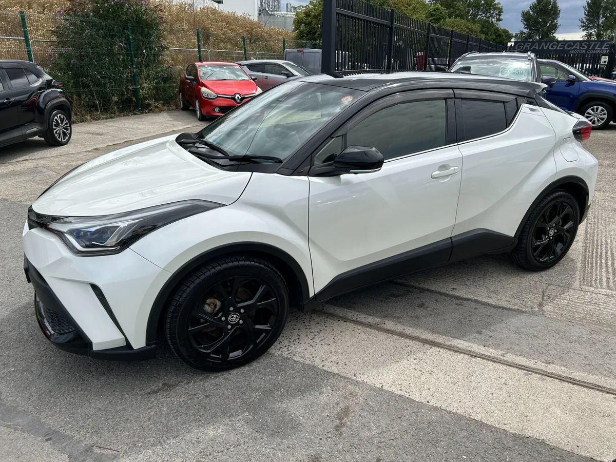 TOYOTA CHR 2020, 1.8 HYBRID AUTO LOW KMS HIGH SPEC - Image 4