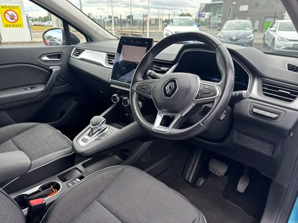 Renault Captur E-TECH Plug-in 160 Auto S-Edition - Image 6