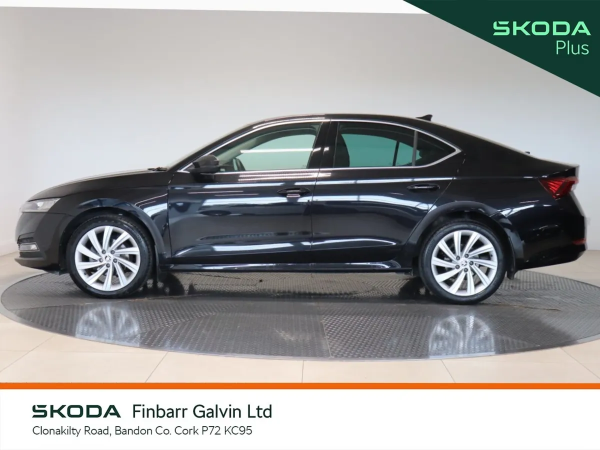 Skoda Octavia 2.0 TDI 115 BHP 30TH EDITION - Image 6