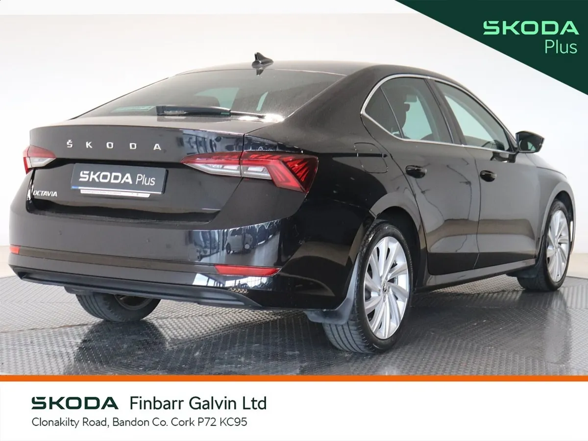 Skoda Octavia 2.0 TDI 115 BHP 30TH EDITION - Image 3